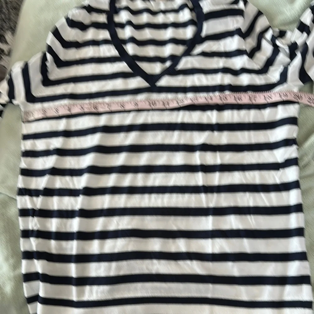 NWT J. Crew Navy/White Long Sleeve V-Neck Sweater Size XL